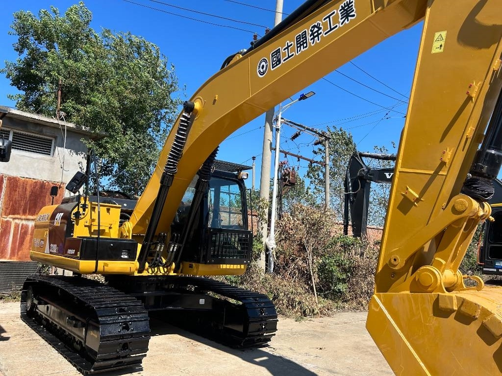 CAT 320D2L - حفار زحاف: صورة 5 CAT 320D2L - حفار زحاف: صورة 5