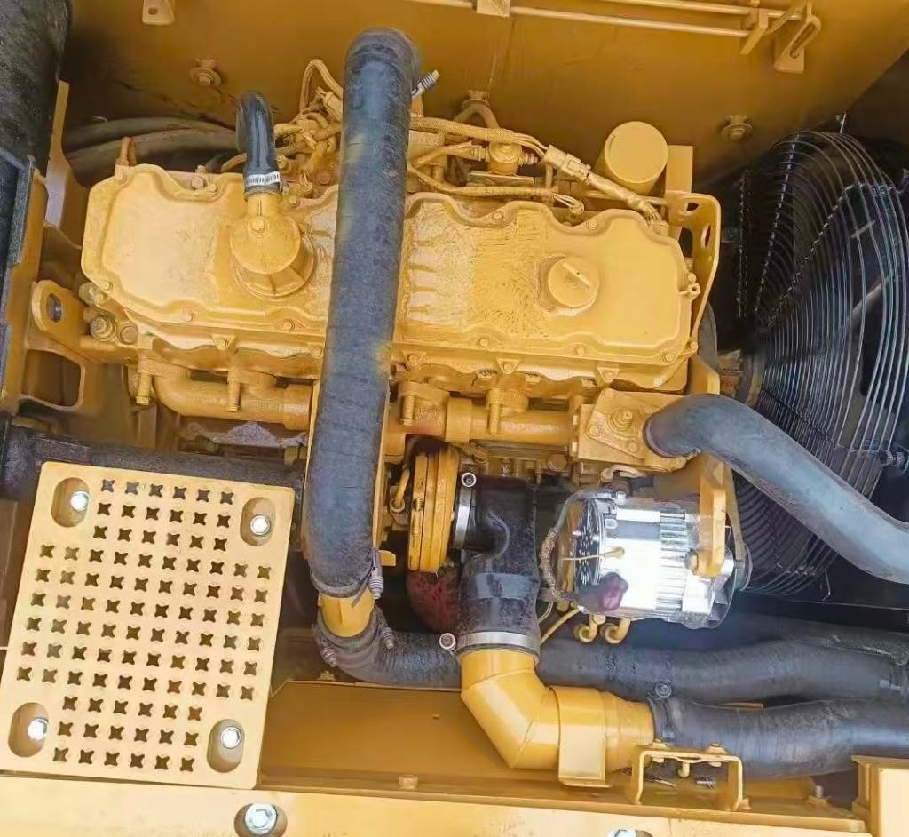 CAT 325 C - حفار زحاف: صورة 4 CAT 325 C - حفار زحاف: صورة 4