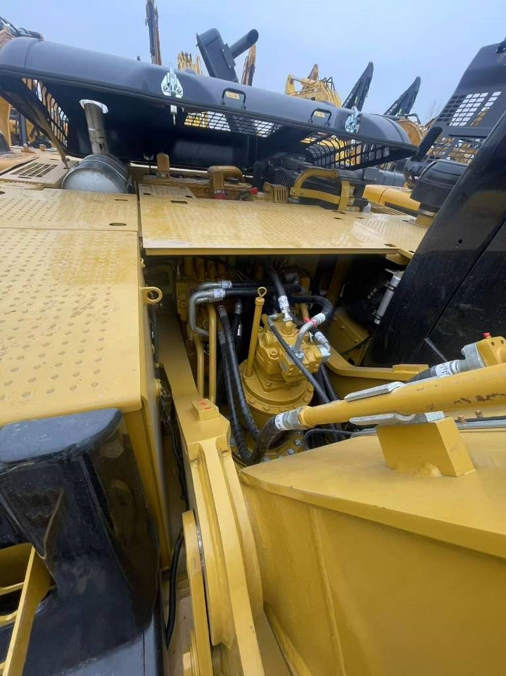 CAT 329 D - حفار زحاف: صورة 2 CAT 329 D - حفار زحاف: صورة 2