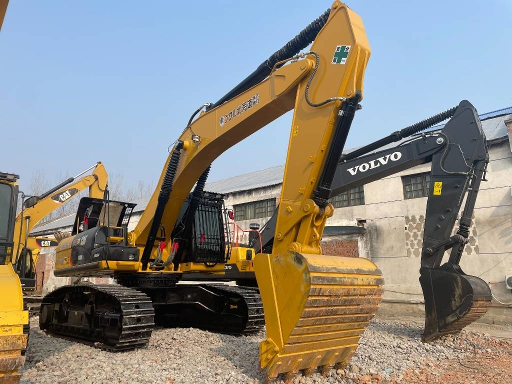 CAT 340 D L - حفار زحاف: صورة 2 CAT 340 D L - حفار زحاف: صورة 2