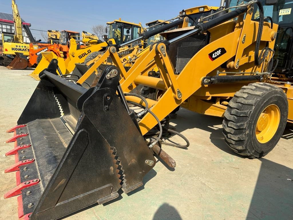CAT 420 F ST - جرافة حفار: صورة 2 CAT 420 F ST - جرافة حفار: صورة 2