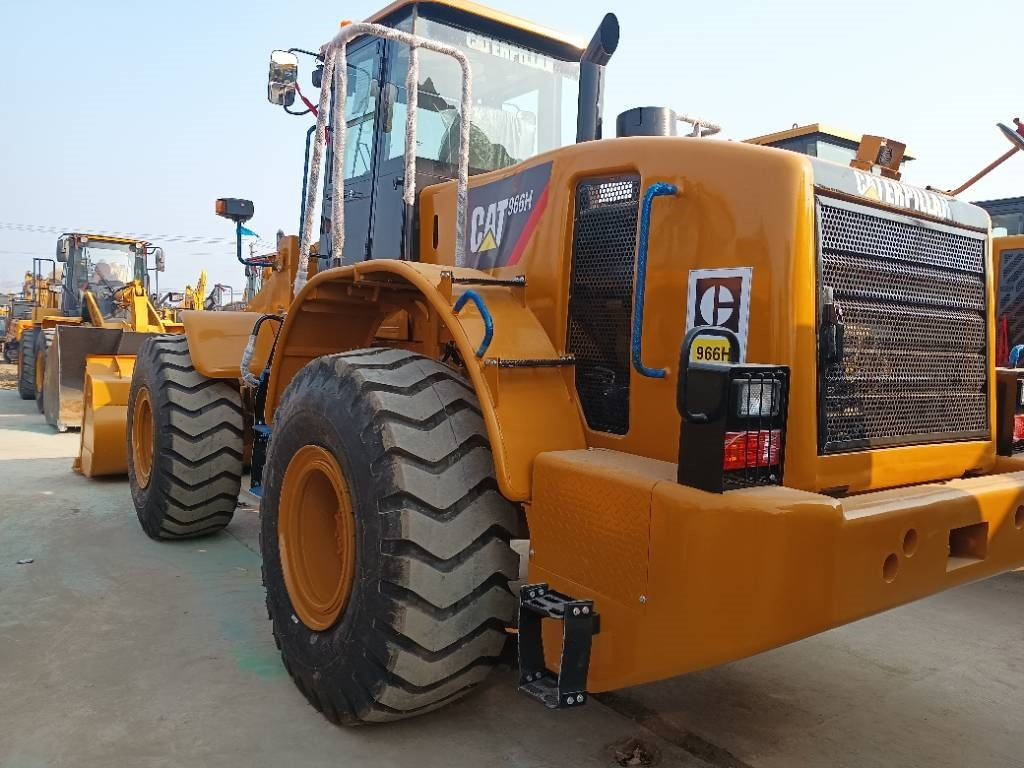 CAT 966 H - اللودر بعجل: صورة 1 CAT 966 H - اللودر بعجل: صورة 1