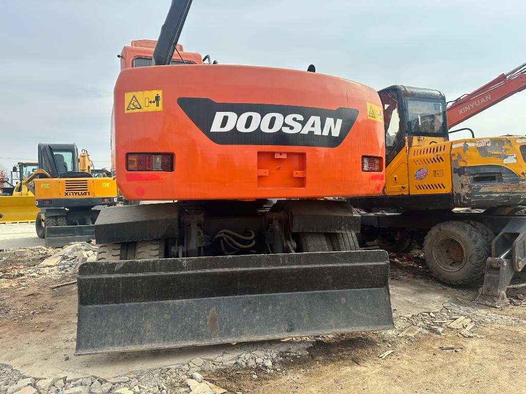 Doosan DH 150 W-7 - حفارة دولاب: صورة 3 Doosan DH 150 W-7 - حفارة دولاب: صورة 3