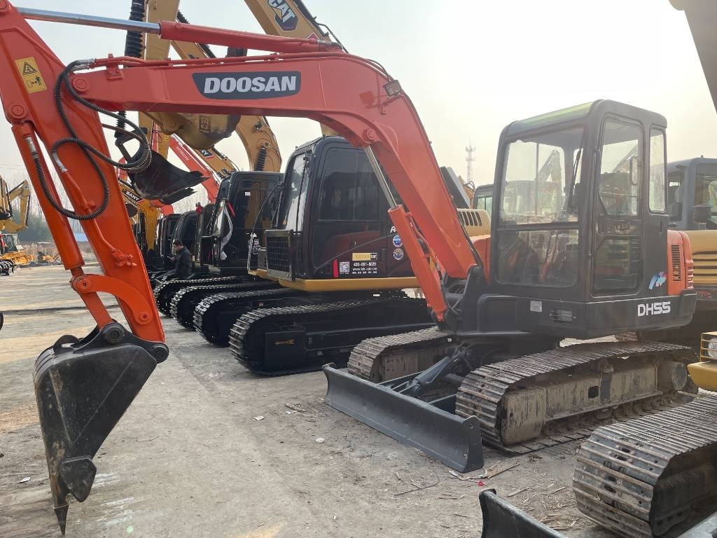 Doosan DH 55 - حفارة مُصَّغرة: صورة 2 Doosan DH 55 - حفارة مُصَّغرة: صورة 2