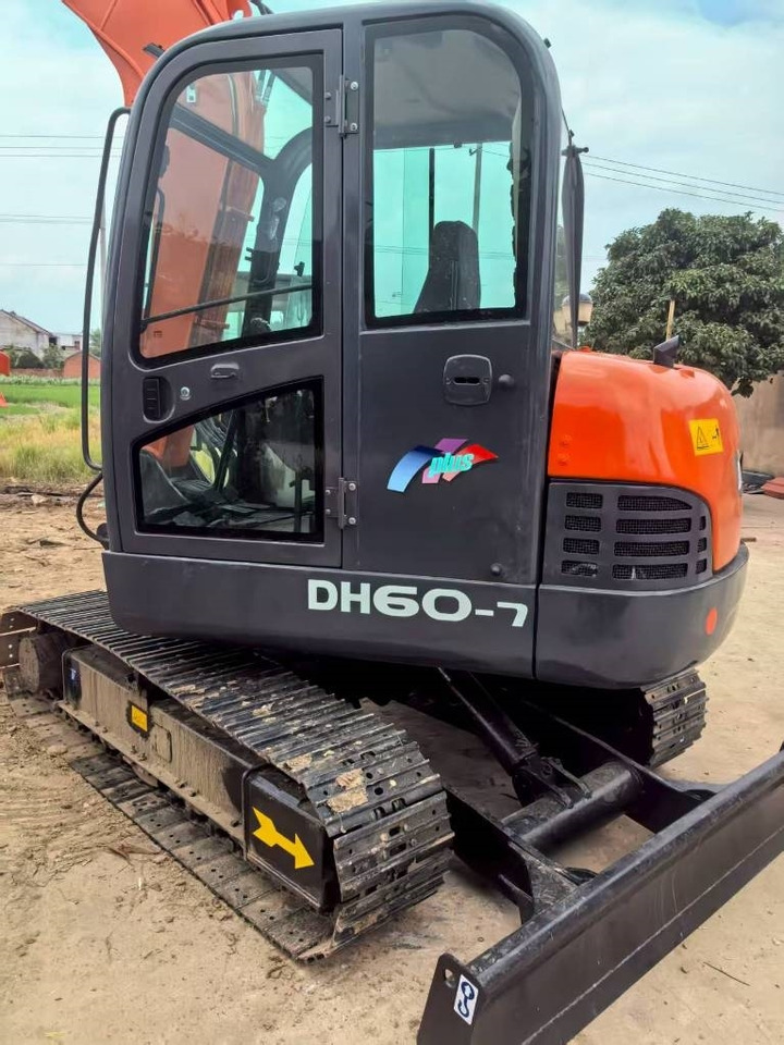 Doosan DH 60 - حفارة مُصَّغرة: صورة 4 Doosan DH 60 - حفارة مُصَّغرة: صورة 4