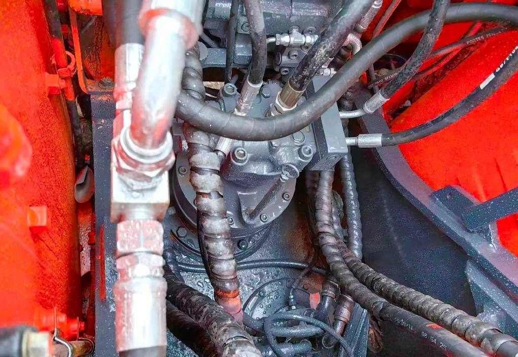 Doosan DX 140 - حفار زحاف: صورة 4 Doosan DX 140 - حفار زحاف: صورة 4