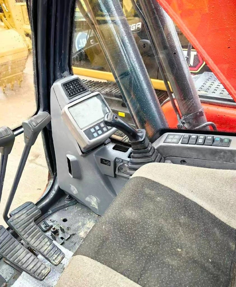 Doosan DX 140 - حفار زحاف: صورة 4 Doosan DX 140 - حفار زحاف: صورة 4
