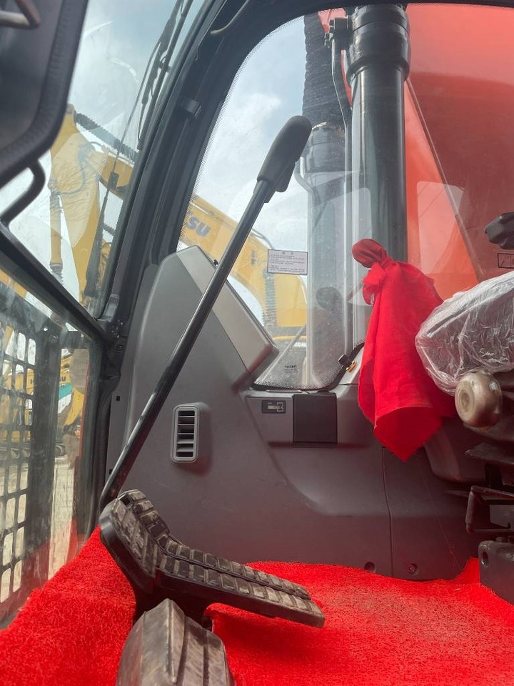 Doosan DX 220 LC-9C - حفار زحاف: صورة 5 Doosan DX 220 LC-9C - حفار زحاف: صورة 5
