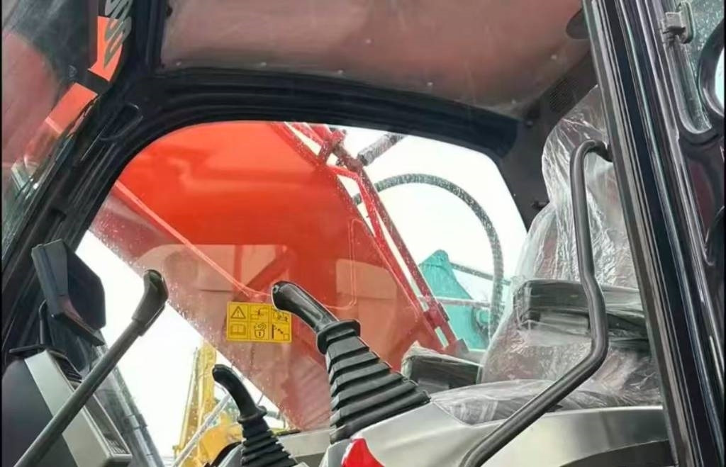 Doosan DX 340 - حفار زحاف: صورة 2 Doosan DX 340 - حفار زحاف: صورة 2