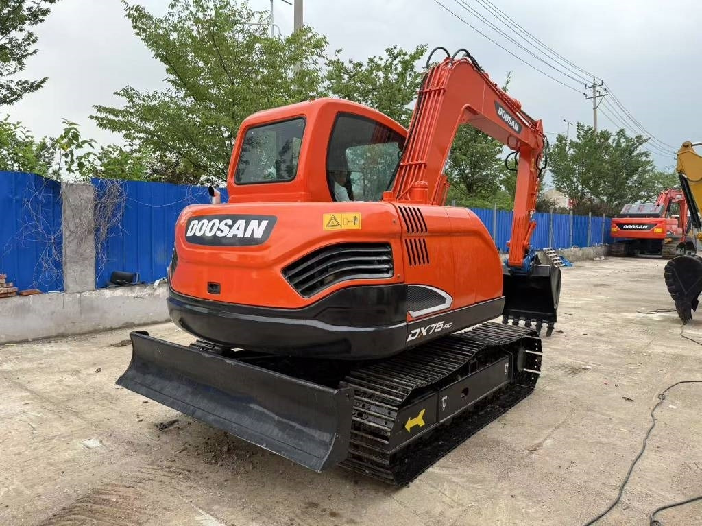 Doosan DX 75  - حفار زحاف: صورة 5 Doosan DX 75  - حفار زحاف: صورة 5