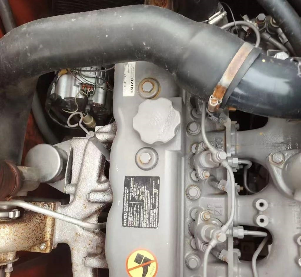 Hitachi 135 US-6 - حفار زحاف: صورة 2 Hitachi 135 US-6 - حفار زحاف: صورة 2