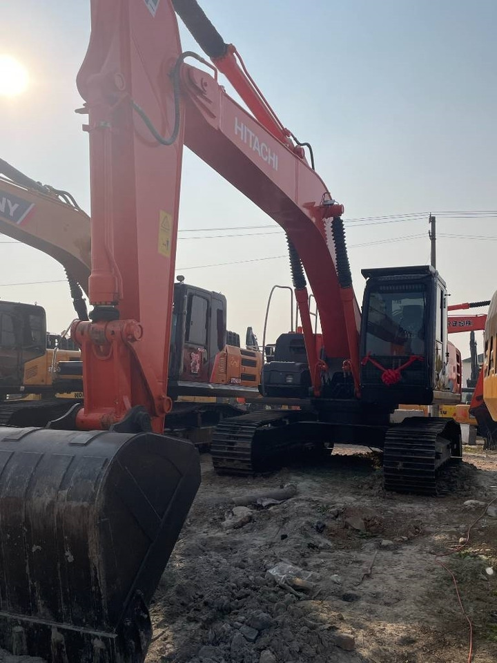 Hitachi 210LC - حفار زحاف: صورة 4 Hitachi 210LC - حفار زحاف: صورة 4