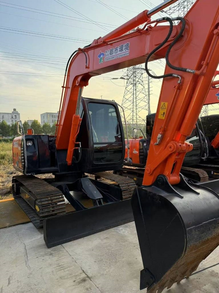 Hitachi 70 - حفار زحاف: صورة 5 Hitachi 70 - حفار زحاف: صورة 5