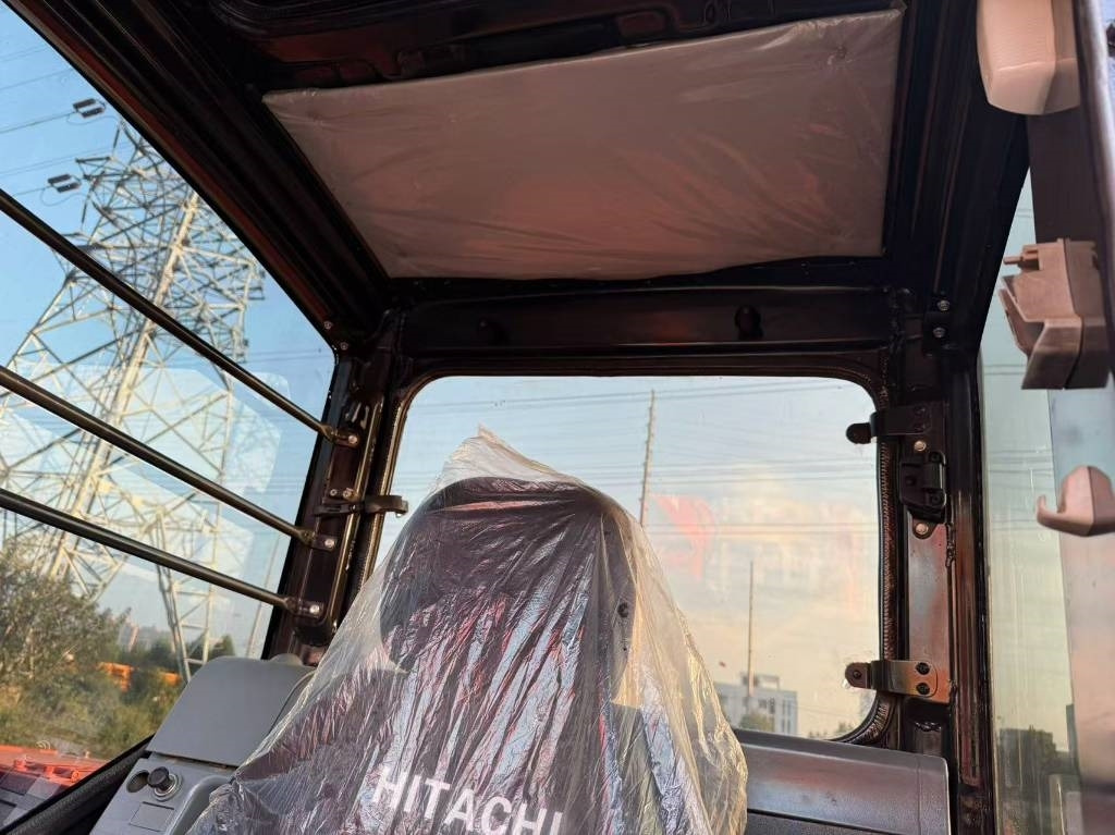 Hitachi 70 - حفار زحاف: صورة 2 Hitachi 70 - حفار زحاف: صورة 2