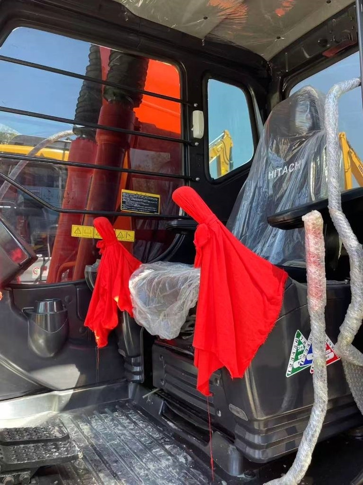 Hitachi ZX 120 - حفار زحاف: صورة 4 Hitachi ZX 120 - حفار زحاف: صورة 4