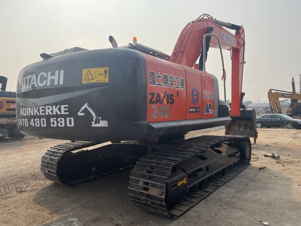 Hitachi ZX 240 - حفار زحاف: صورة 3 Hitachi ZX 240 - حفار زحاف: صورة 3