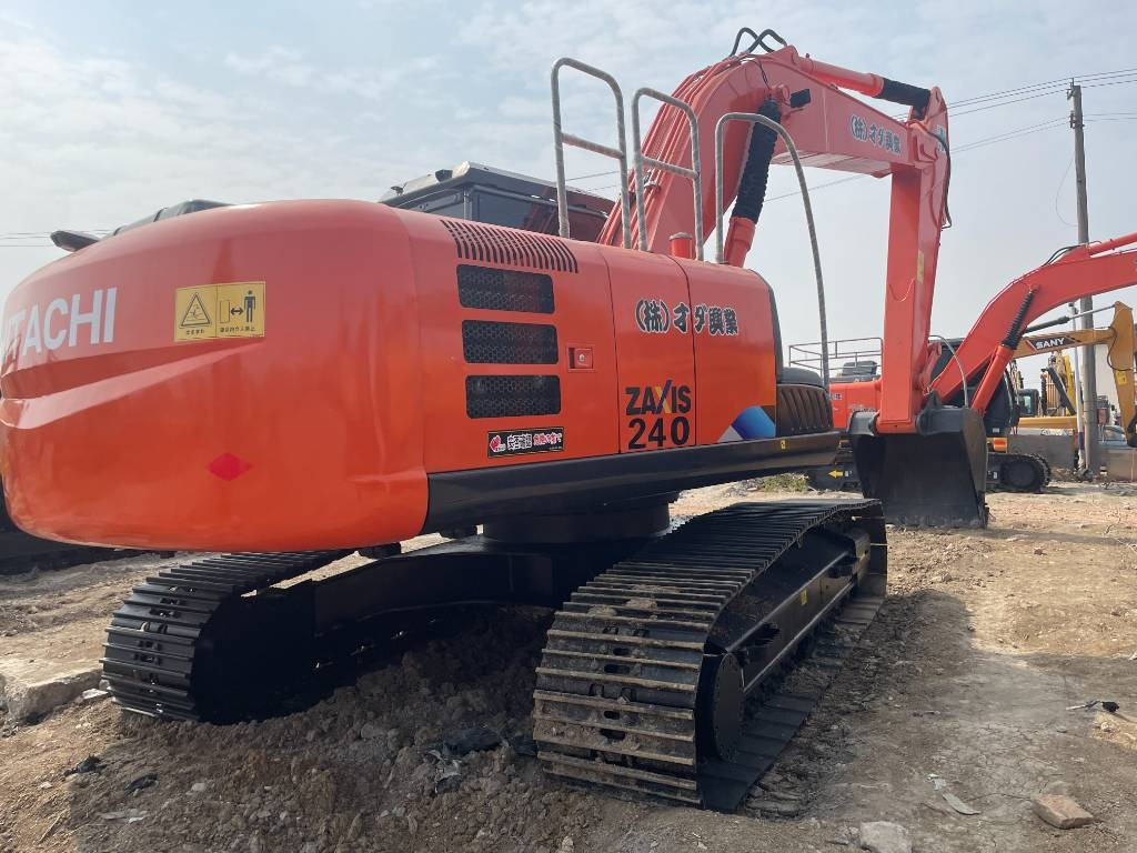 Hitachi ZX 240 - حفار زحاف: صورة 1 Hitachi ZX 240 - حفار زحاف: صورة 1
