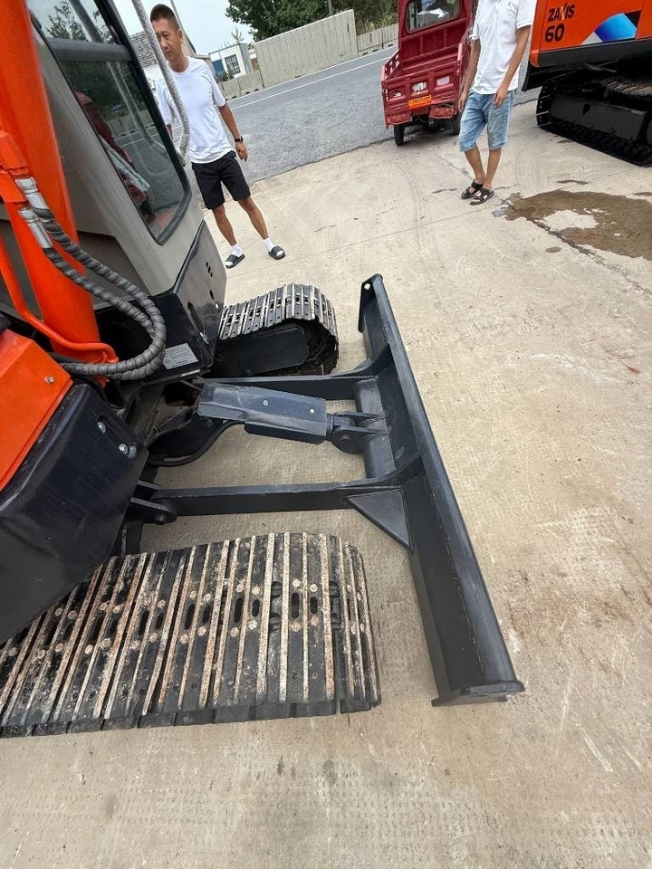 Hitachi ZX 55 - حفارة مُصَّغرة: صورة 3 Hitachi ZX 55 - حفارة مُصَّغرة: صورة 3