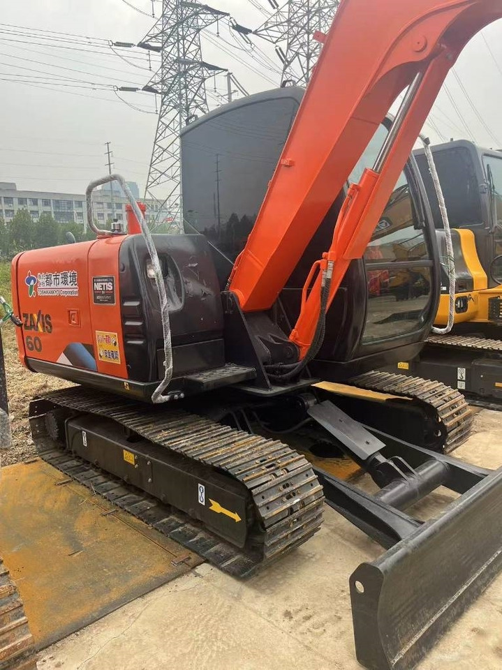 Hitachi ZX 60 - حفارة مُصَّغرة: صورة 3 Hitachi ZX 60 - حفارة مُصَّغرة: صورة 3