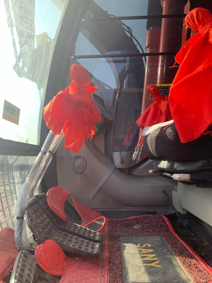 Hitachi Zaxis 200 LC - حفار زحاف: صورة 4 Hitachi Zaxis 200 LC - حفار زحاف: صورة 4