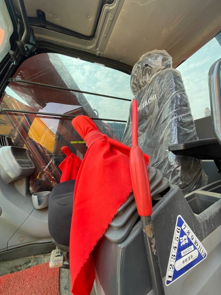 Hitachi Zaxis 200 LC - حفار زحاف: صورة 5 Hitachi Zaxis 200 LC - حفار زحاف: صورة 5