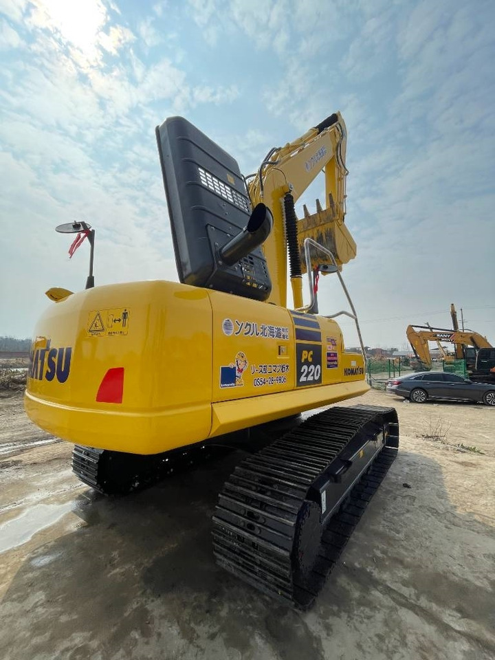 Komatsu PC 220-8 - حفار زحاف: صورة 5 Komatsu PC 220-8 - حفار زحاف: صورة 5
