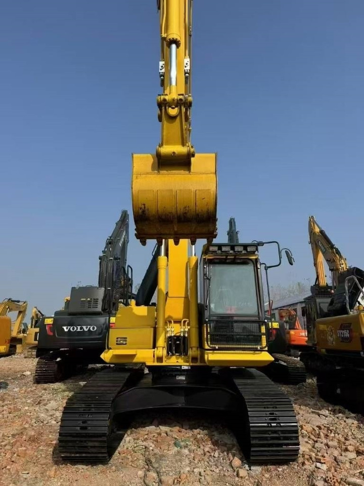 Komatsu PC 220 - حفار زحاف: صورة 3 Komatsu PC 220 - حفار زحاف: صورة 3