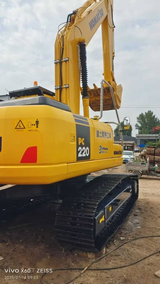 Komatsu PC 220 - حفارة مُصَّغرة: صورة 1 Komatsu PC 220 - حفارة مُصَّغرة: صورة 1