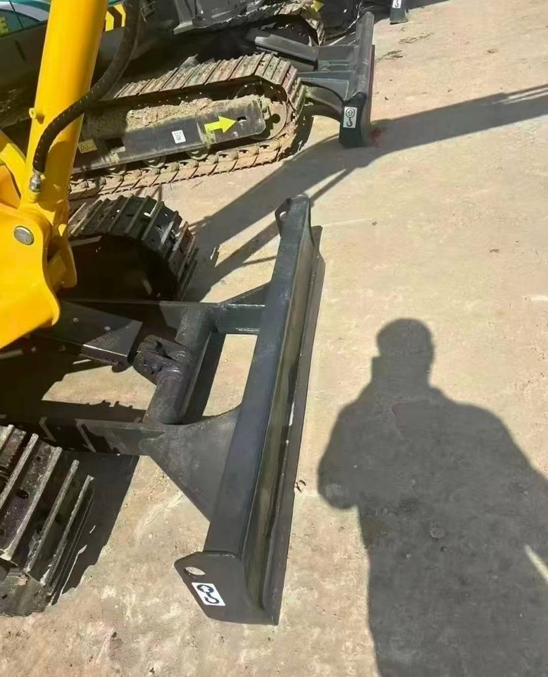 Komatsu PC 30 - حفارة مُصَّغرة: صورة 3 Komatsu PC 30 - حفارة مُصَّغرة: صورة 3