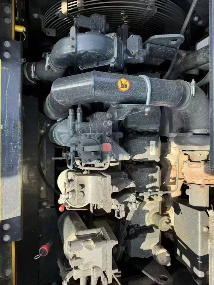 Komatsu PC 400-8 - حفار زحاف: صورة 2 Komatsu PC 400-8 - حفار زحاف: صورة 2