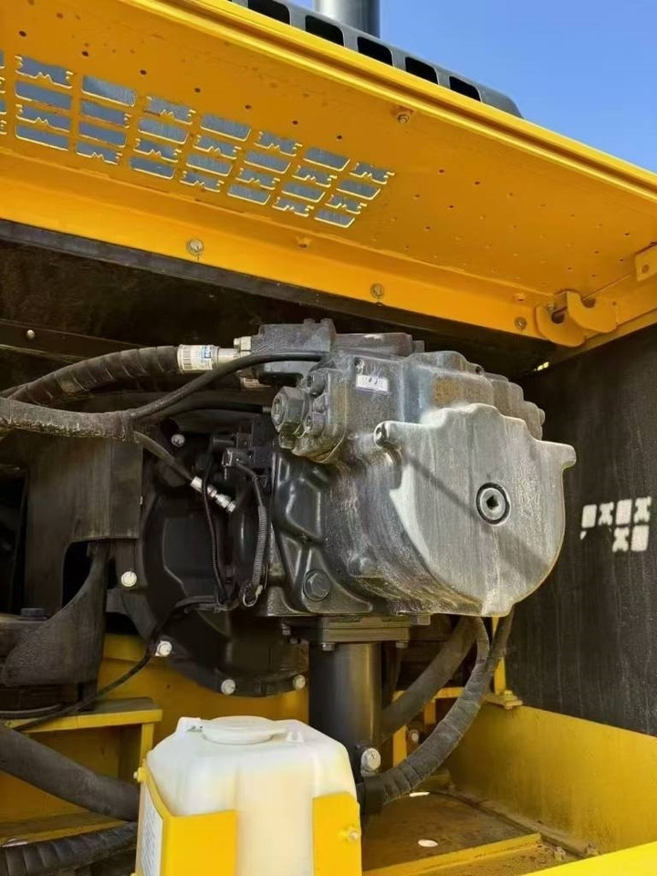 Komatsu PC 400-8 - حفار زحاف: صورة 4 Komatsu PC 400-8 - حفار زحاف: صورة 4