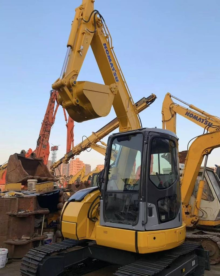 Komatsu PC 78  - حفارة مُصَّغرة: صورة 1 Komatsu PC 78  - حفارة مُصَّغرة: صورة 1