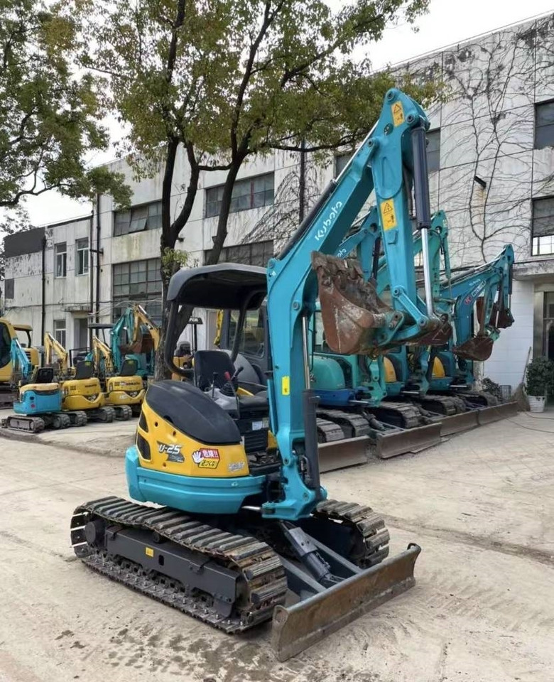 Kubota 25 - حفارة مُصَّغرة: صورة 1 Kubota 25 - حفارة مُصَّغرة: صورة 1