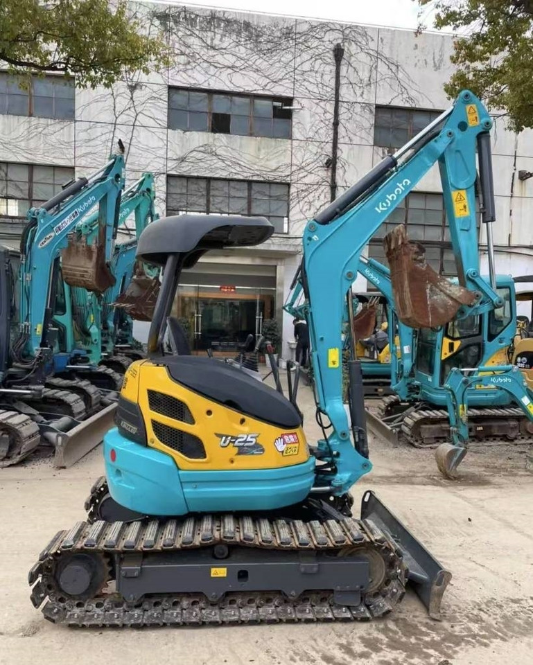 Kubota 25 - حفارة مُصَّغرة: صورة 4 Kubota 25 - حفارة مُصَّغرة: صورة 4