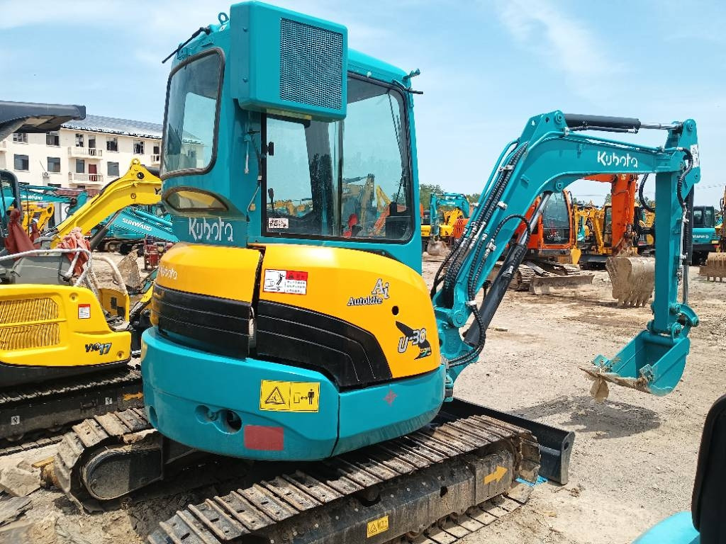Kubota U 30 - حفارة مُصَّغرة: صورة 1 Kubota U 30 - حفارة مُصَّغرة: صورة 1