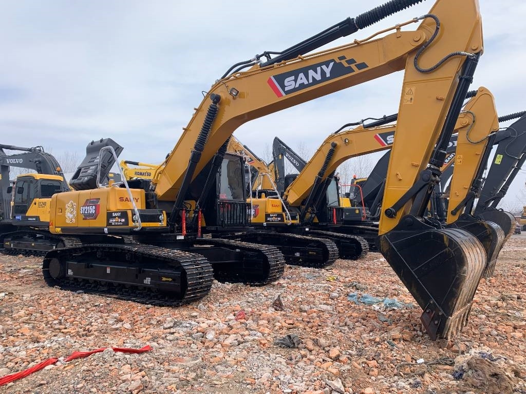 Sany SY 215 C - حفار زحاف: صورة 1 Sany SY 215 C - حفار زحاف: صورة 1