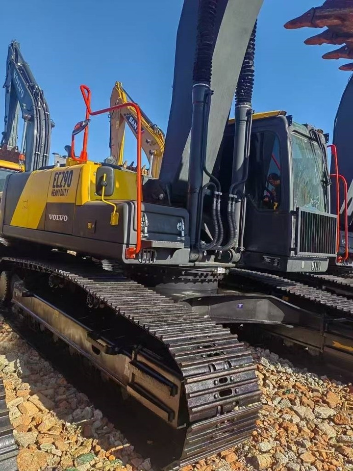 Volvo EC 290 - حفار زحاف: صورة 4 Volvo EC 290 - حفار زحاف: صورة 4