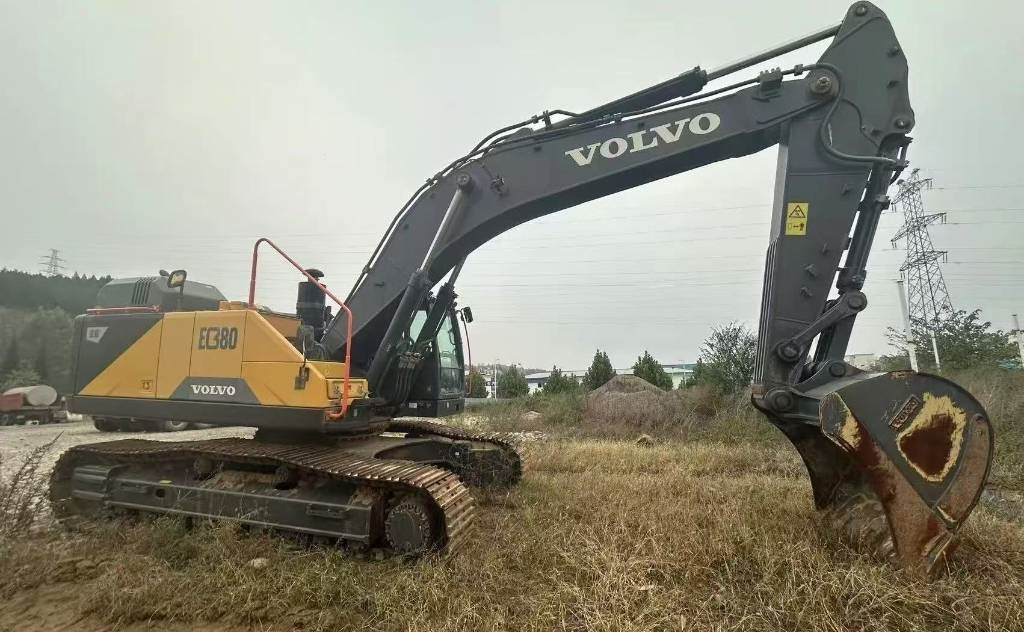 Volvo EC 380 D - حفار زحاف: صورة 2 Volvo EC 380 D - حفار زحاف: صورة 2