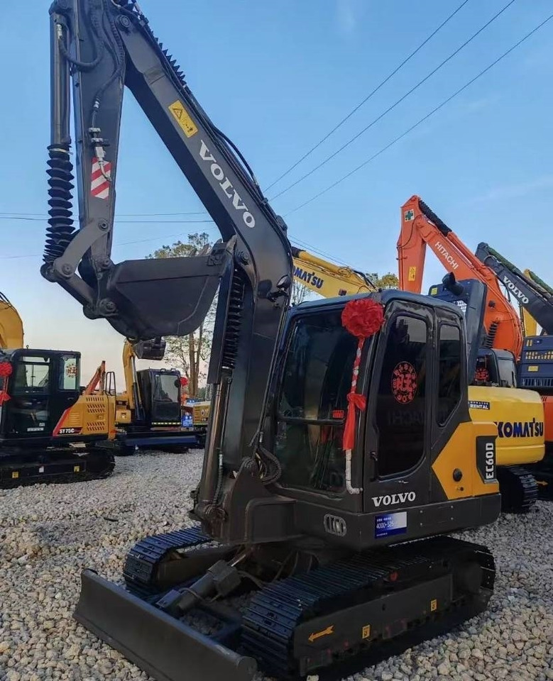 Volvo EC 60 D - حفار زحاف: صورة 3 Volvo EC 60 D - حفار زحاف: صورة 3