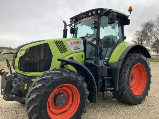 Claas AXION 820 CEBIS - جرار: صورة 1 Claas AXION 820 CEBIS - جرار: صورة 1