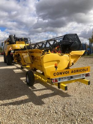 New Holland CR 7.90 - حصادة موحَّدة: صورة 5 New Holland CR 7.90 - حصادة موحَّدة: صورة 5