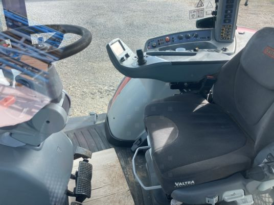 Valtra S293 - جرار: صورة 4 Valtra S293 - جرار: صورة 4