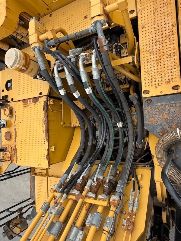 حفار زحاف CAT 374 F L: صورة 24 حفار زحاف CAT 374 F L: صورة 24