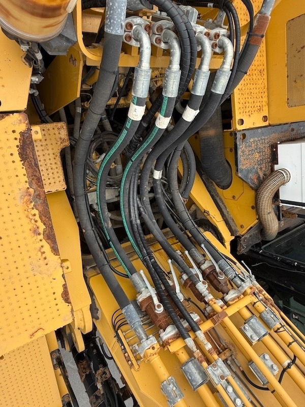 حفار زحاف CAT 374 F L: صورة 29 حفار زحاف CAT 374 F L: صورة 29