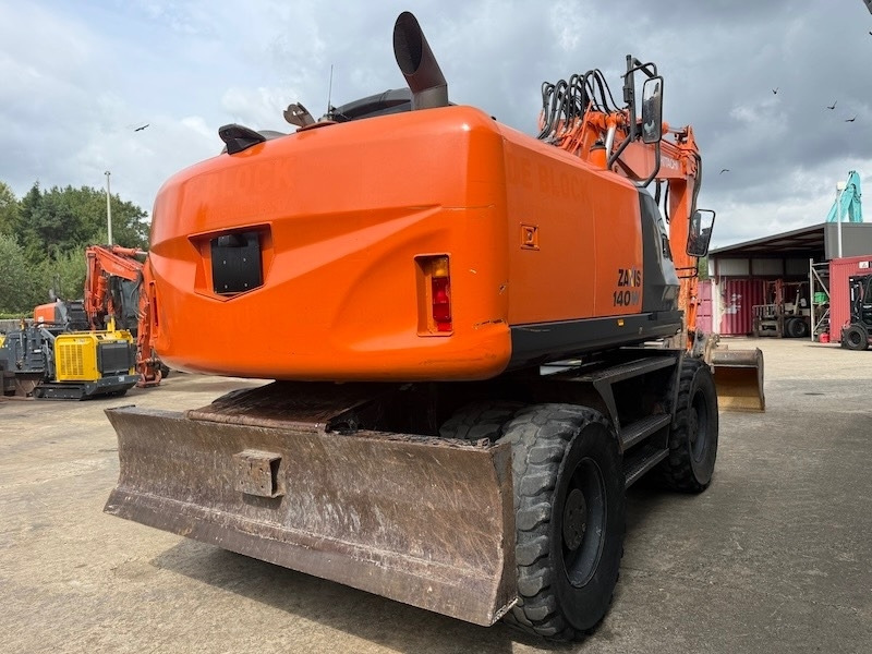 Hitachi ZX 140 W-5 - حفارة دولاب: صورة 4 Hitachi ZX 140 W-5 - حفارة دولاب: صورة 4
