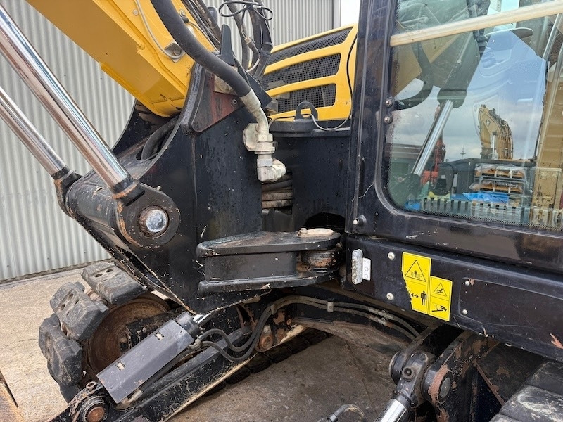 حفار زحاف Yanmar TC125: صورة 15 حفار زحاف Yanmar TC125: صورة 15