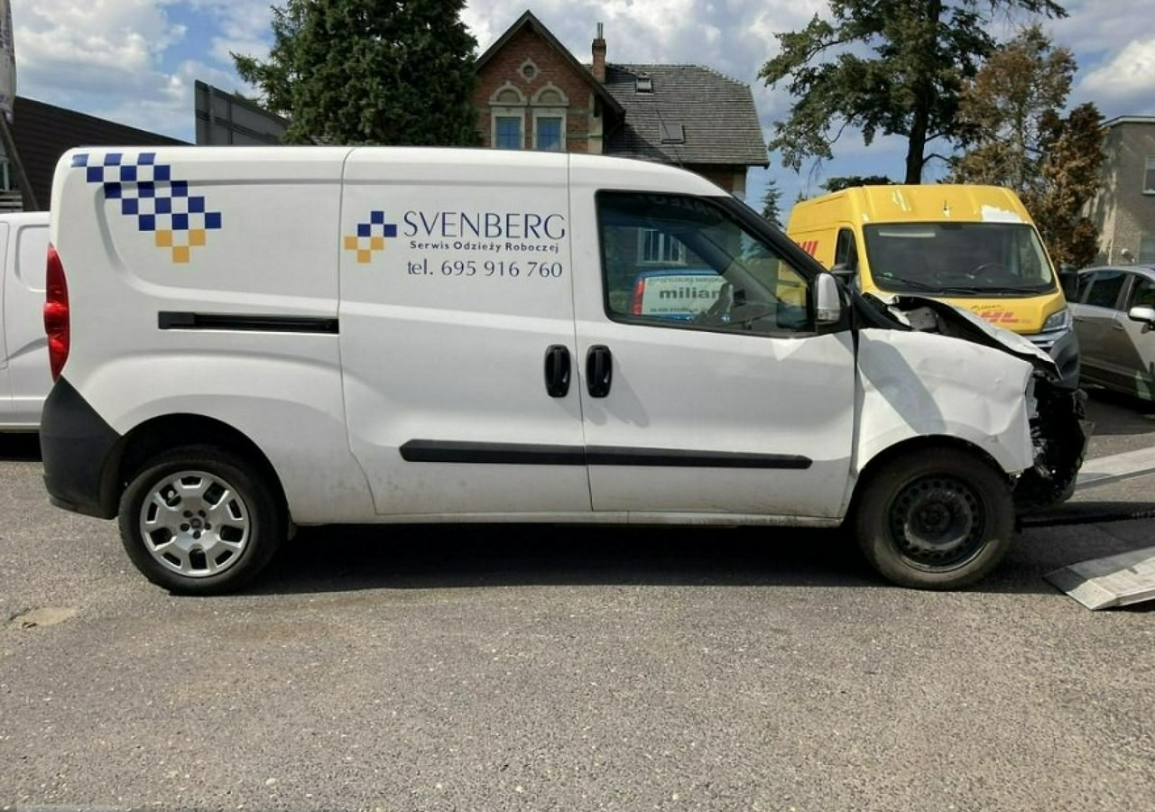 Fiat Doblo Fiat Doblo MAXI 1,6 jtd ECO Flex 105KM Klima 2021 Salon PL - فان: صورة 3 Fiat Doblo Fiat Doblo MAXI 1,6 jtd ECO Flex 105KM Klima 2021 Salon PL - فان: صورة 3