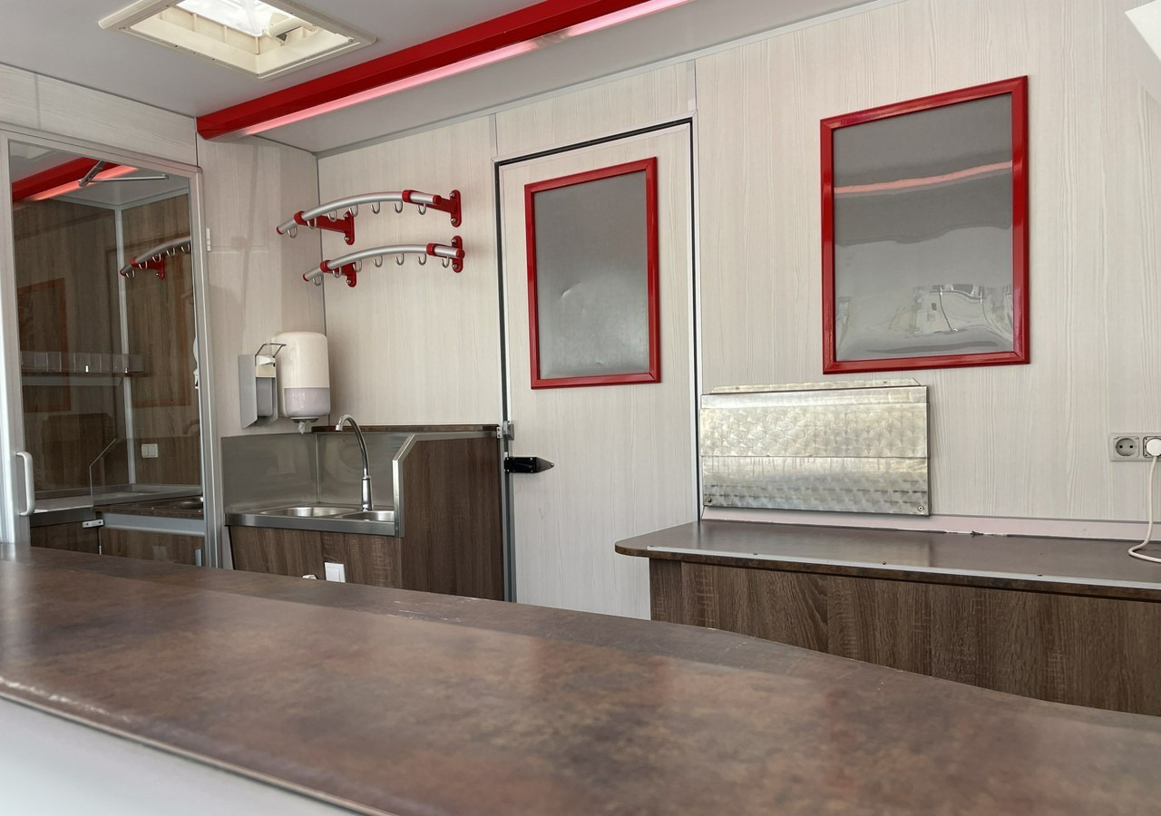 Fiat Ducato Autosklep Gastronomiczny Food Truck Foodtruck sklep W-zasil 2015 - شاحنة بيع الطعام: صورة 2 Fiat Ducato Autosklep Gastronomiczny Food Truck Foodtruck sklep W-zasil 2015 - شاحنة بيع الطعام: صورة 2