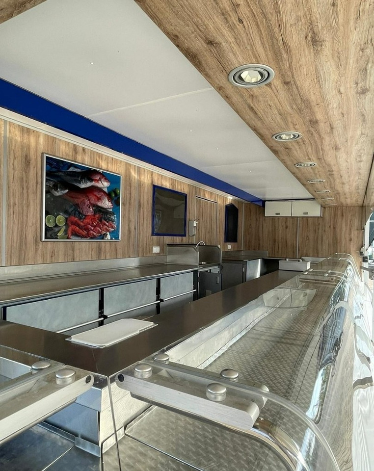 Fiat Ducato Autosklep wędlin Gastronomiczna food truck foodtruck sklep Borco 201 - شاحنة بيع الطعام: صورة 4 Fiat Ducato Autosklep wędlin Gastronomiczna food truck foodtruck sklep Borco 201 - شاحنة بيع الطعام: صورة 4