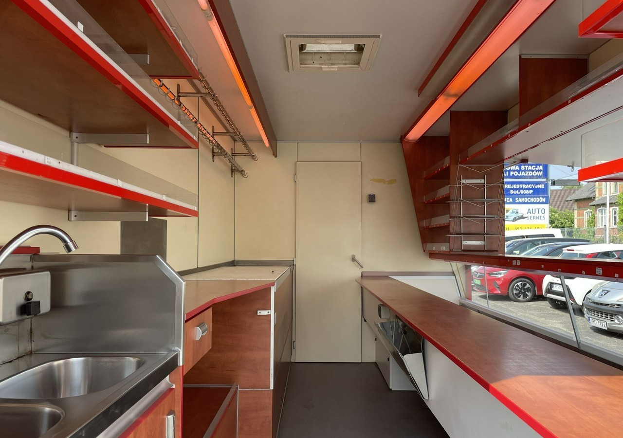 Fiat Ducato Autosklep wędlin Gastronomiczny Food Truck Foodtruck Sklep Borco 201 - شاحنة بيع الطعام: صورة 2 Fiat Ducato Autosklep wędlin Gastronomiczny Food Truck Foodtruck Sklep Borco 201 - شاحنة بيع الطعام: صورة 2